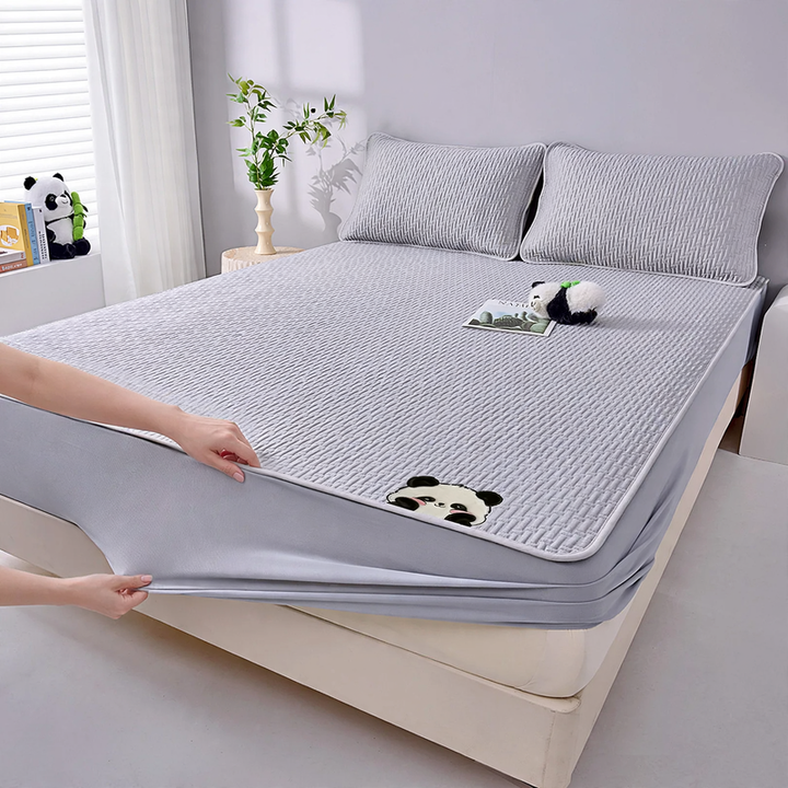 Cooling mat made of viscose fiber, machine washable