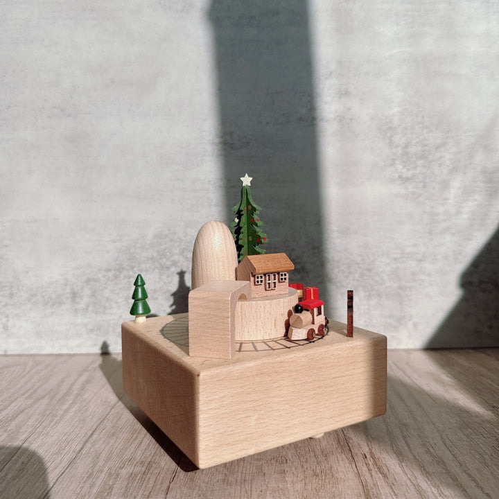 Music box made of beech wood, hand-painted design