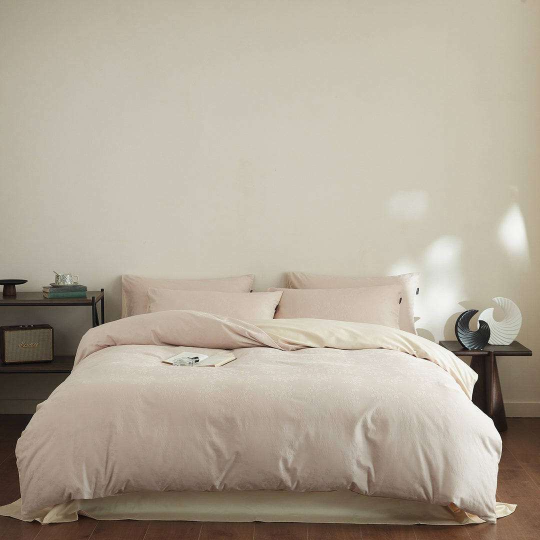 Bedding set made of washed long-staple cotton, jacquard