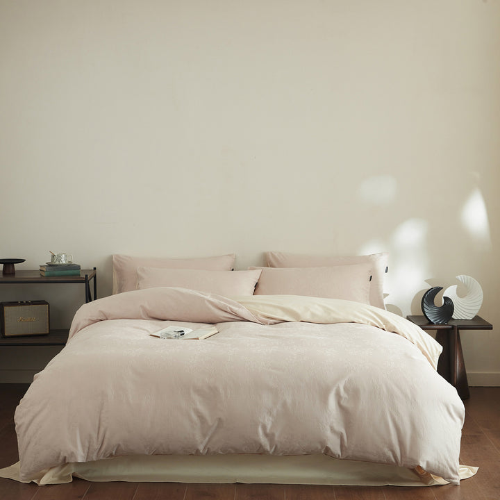 Bedding set made of washed long-staple cotton, jacquard
