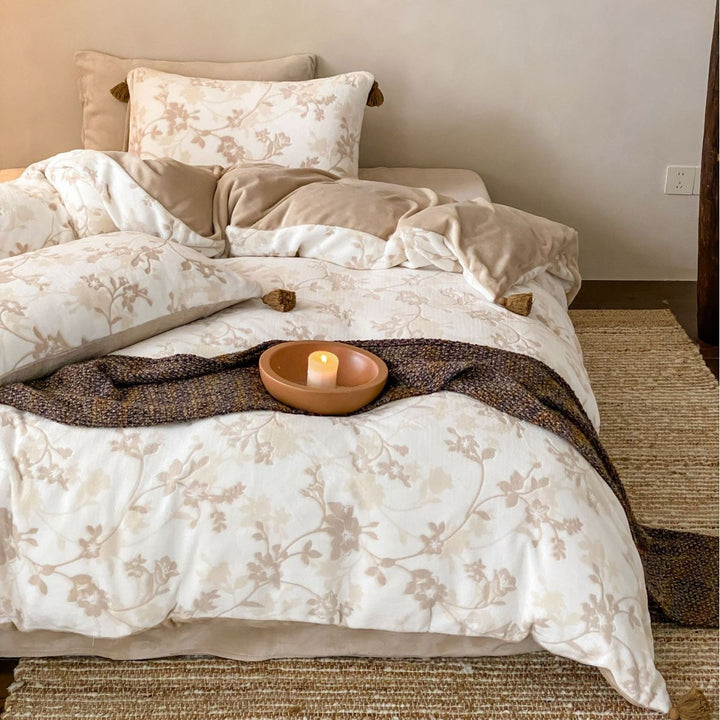 Milk fiber bedding set with 3D flower pattern