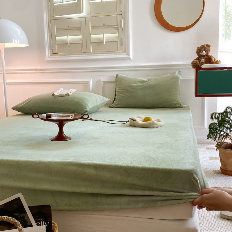 Fitted sheet made of milk fiber fleece, Nordic style