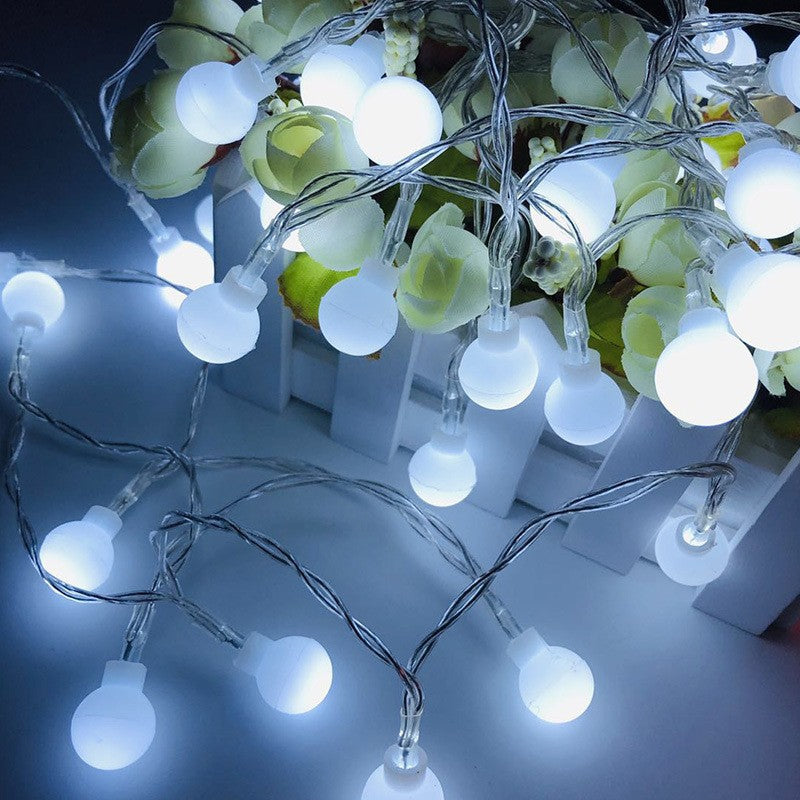 LED string lights with balls and stars, battery operated