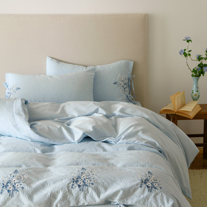 Cotton bedding set, seersucker, embroidered