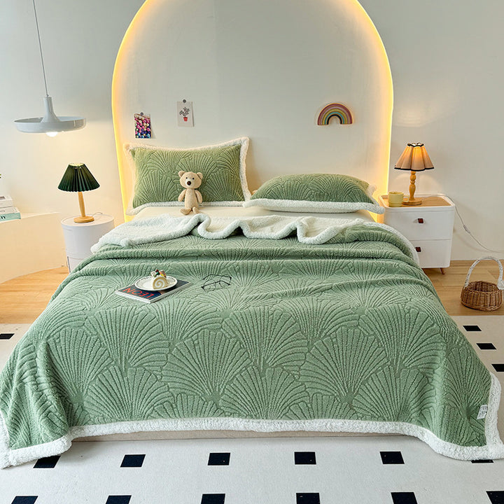 Double-sided milk fiber fleece blanket, versatile to use