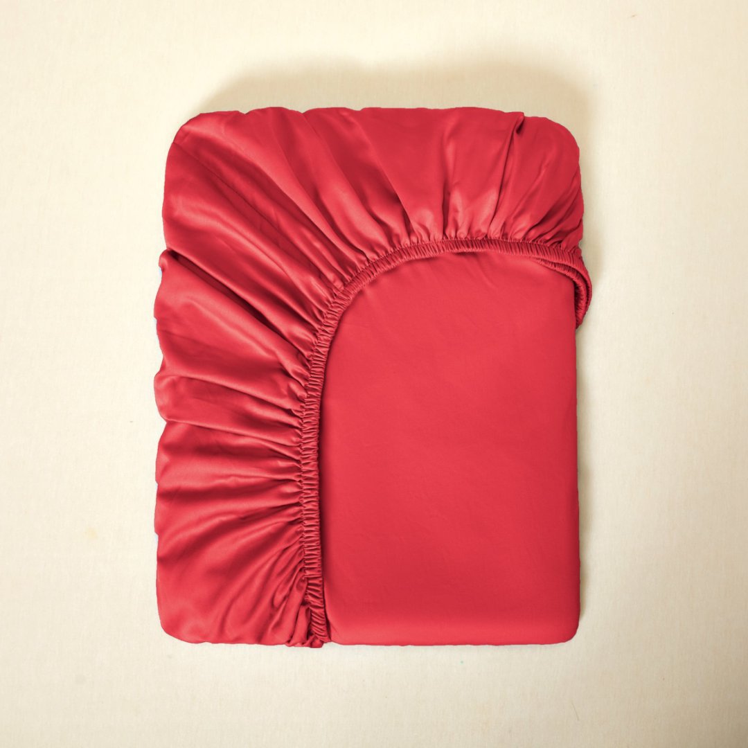 Fitted sheet made of long-staple cotton, satin