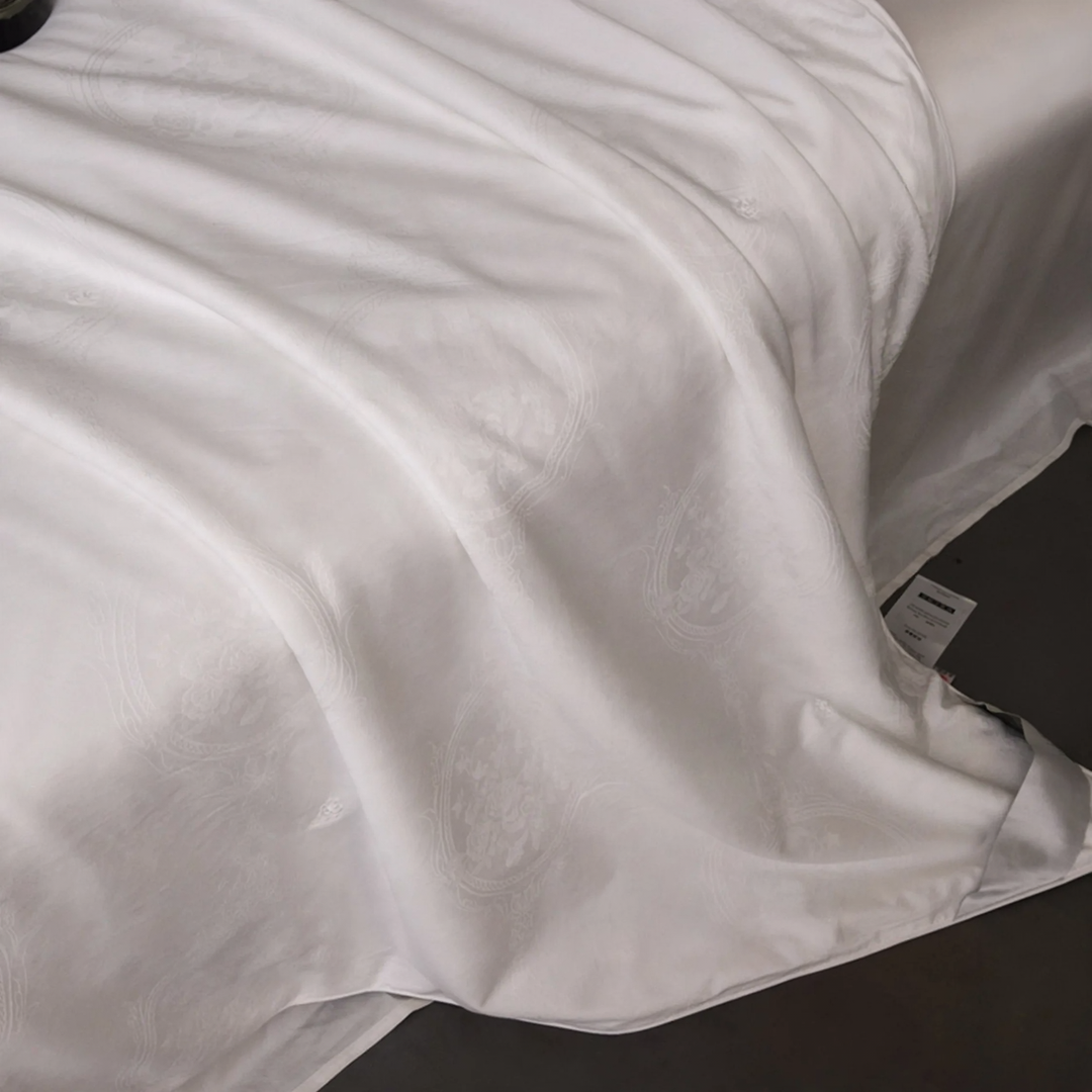 Silk duvet, mulberry silk filling, cotton cover