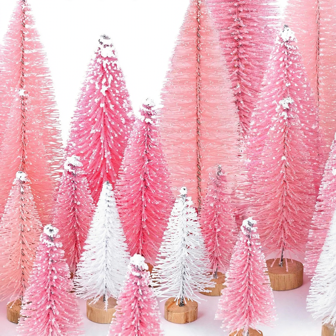 Mini Christmas tree with wooden base, various sizes