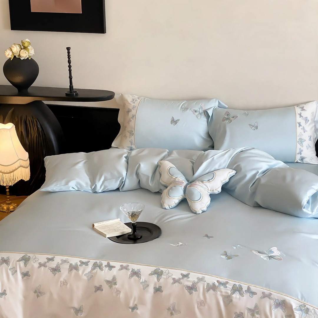 Cotton bedding set with butterfly pattern