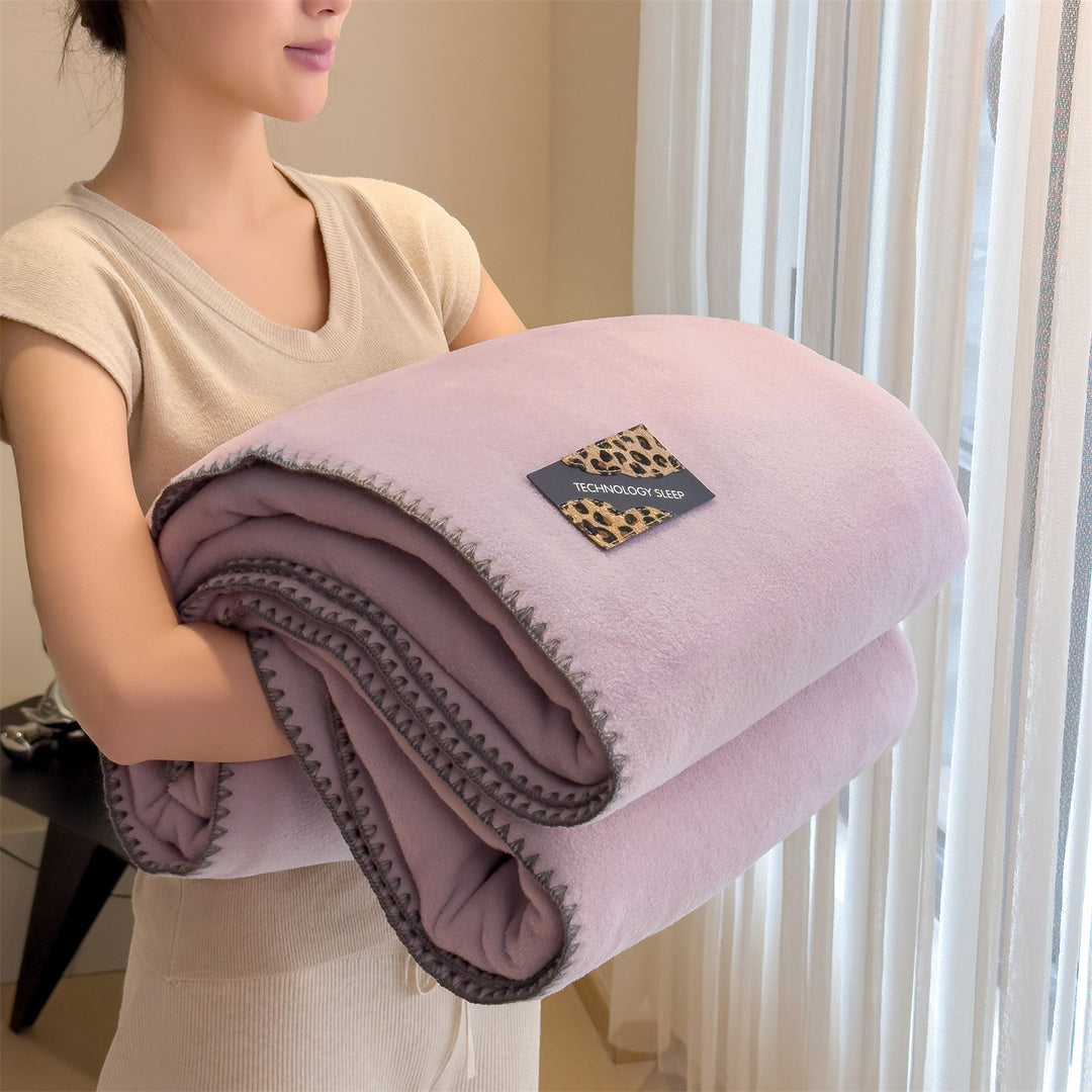 Solid color cuddly blanket for any occasion