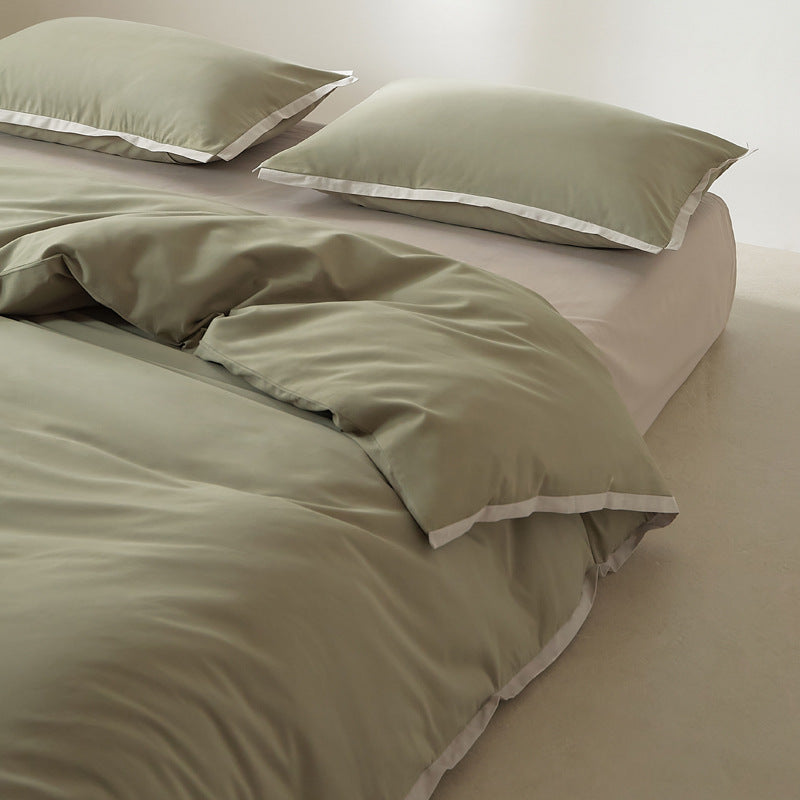 Long-staple cotton bedding with flange finish