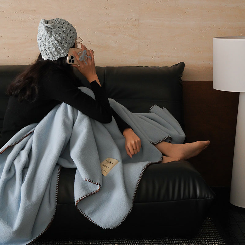 Soft living blanket in lambskin look, various colors