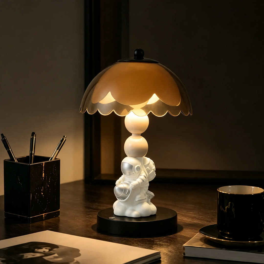 Cartoon Astronaut Nightstand Lamp
