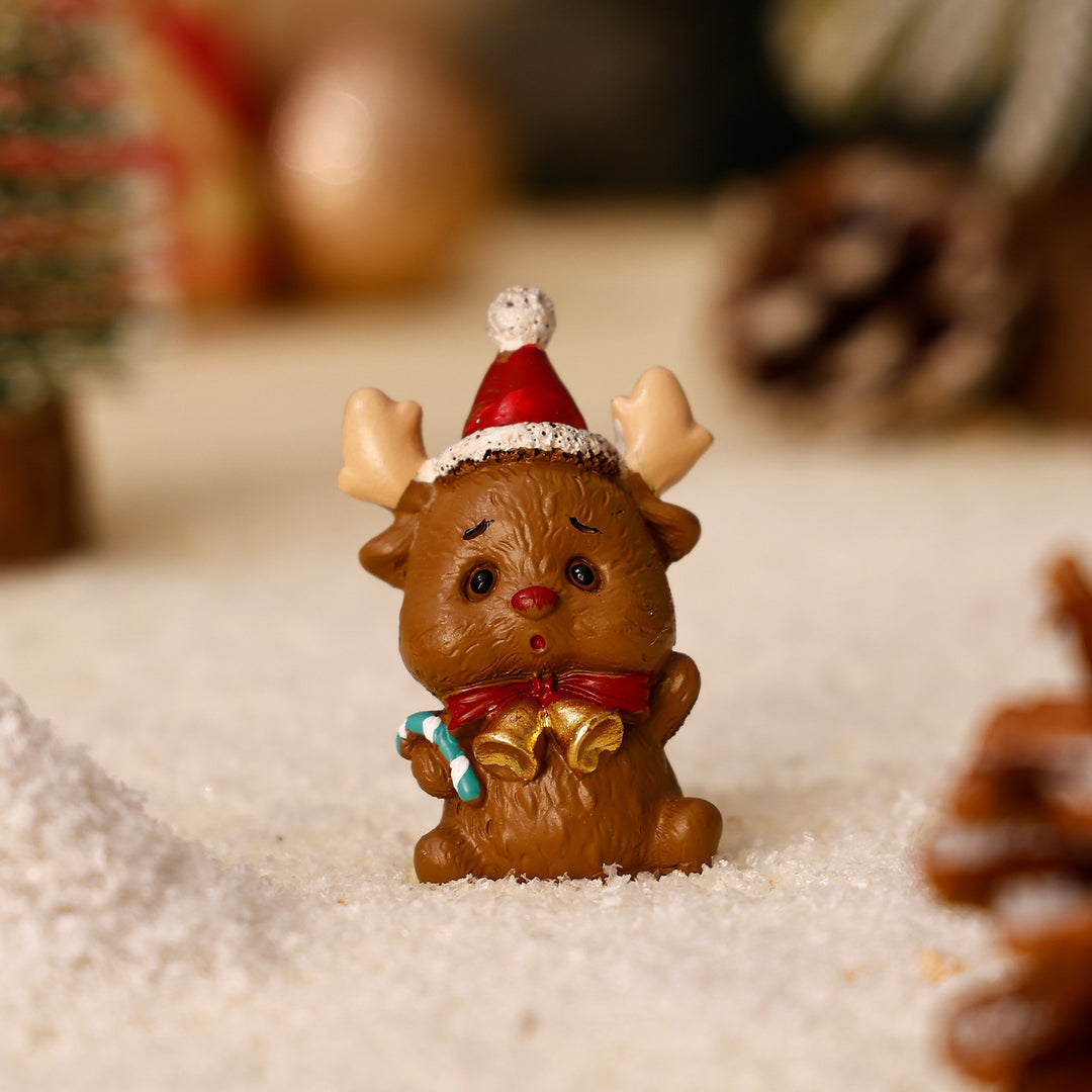 Decorative Christmas figures made of resin