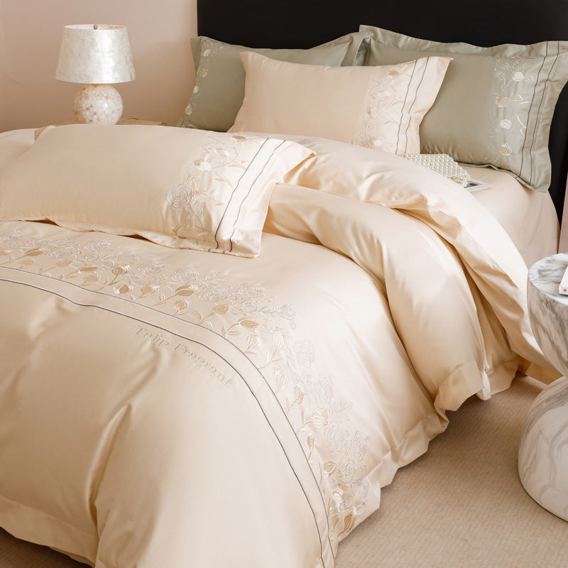 Luxurious 4-piece bedding set made of long-staple cotton