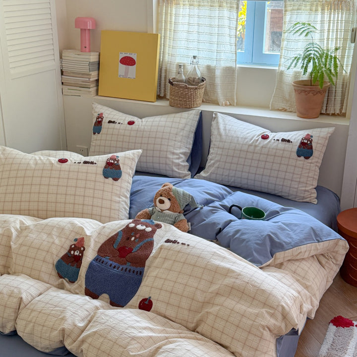 Cotton bedding, embroidered, cartoon design