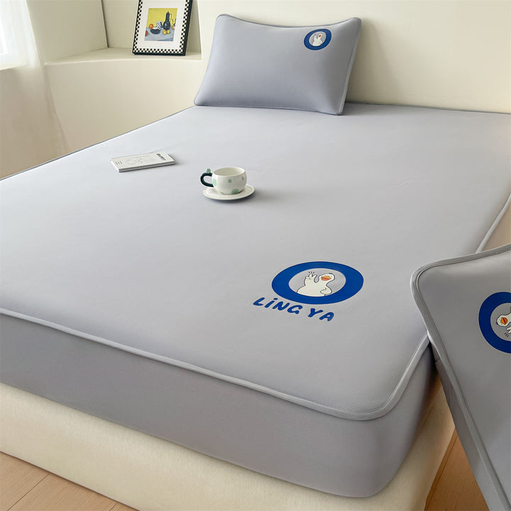 Cotton fitted sheet with padding