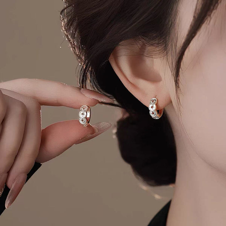 Earrings made of 925 silver with geometric design