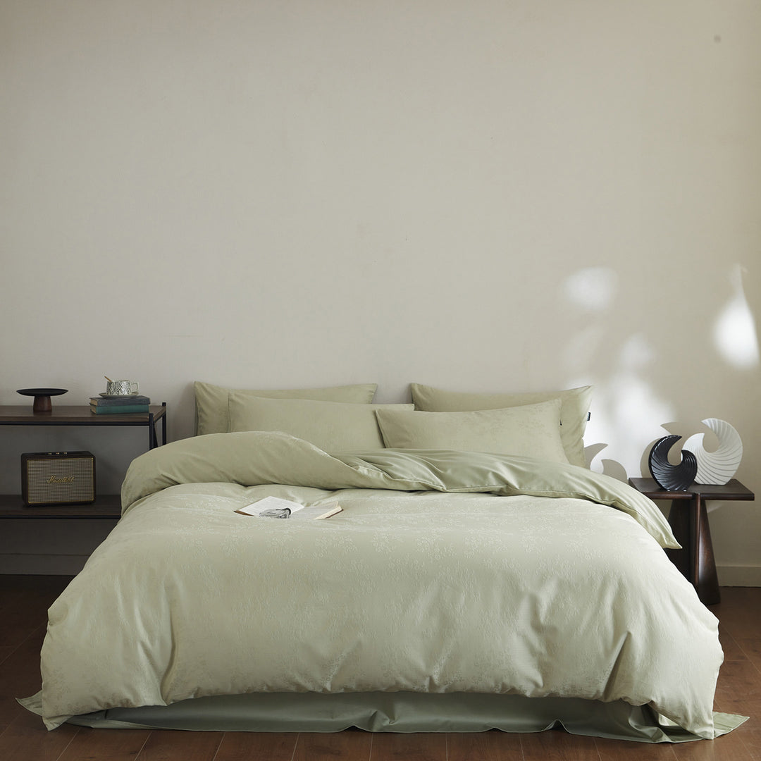 Bedding set made of washed long-staple cotton, jacquard