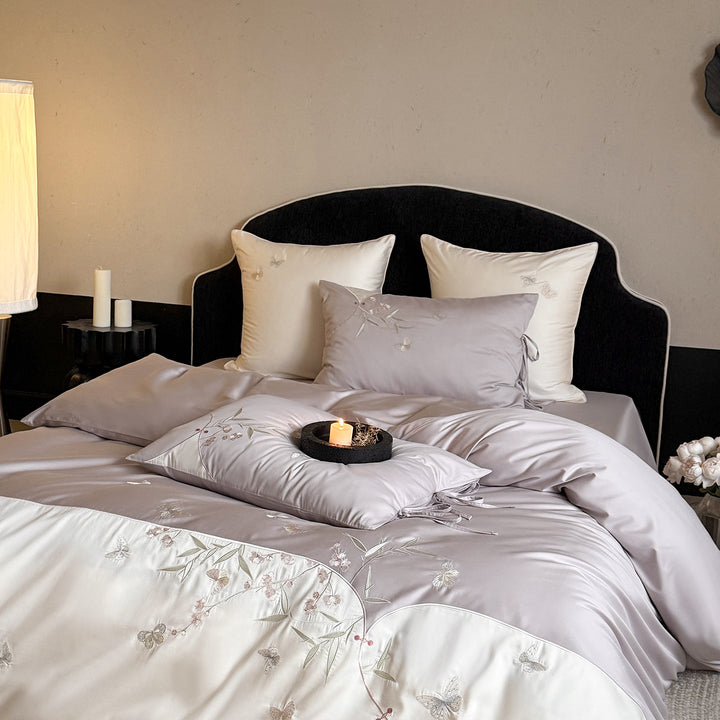 Long-staple cotton bed linen with flower embroidery