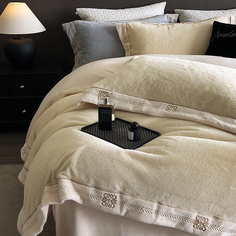Luxurious winter bedding set, fur appearance, embroidered