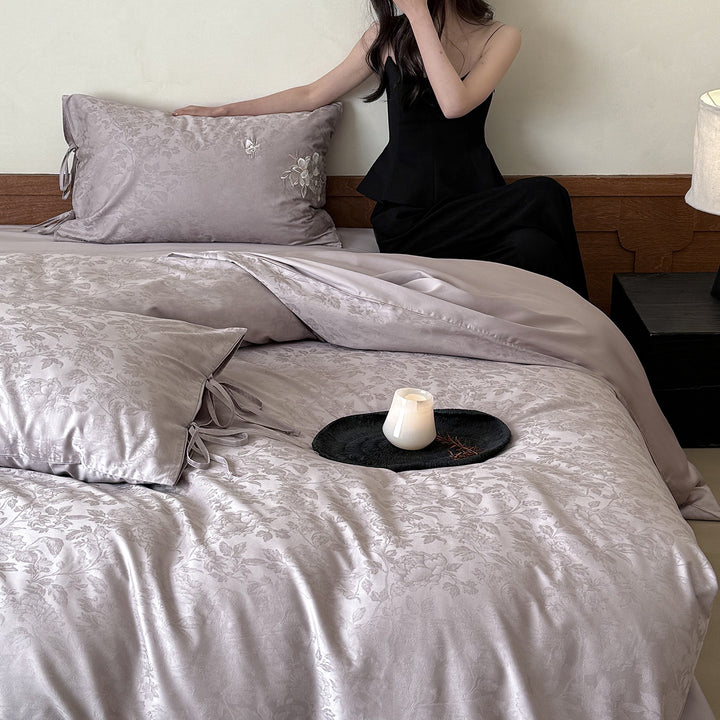 Cotton bed linen set with floral embroidery
