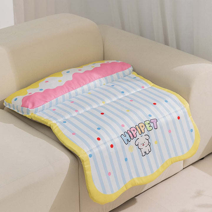 Foldable pet mat, waterproof and breathable