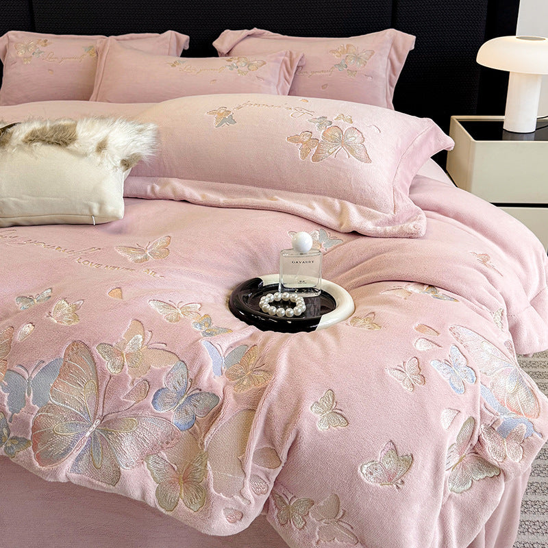 Winter bedding set made of milk fiber fleece, floral design