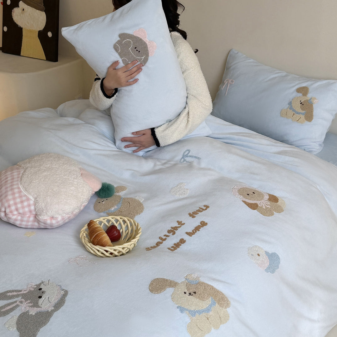 Milk fiber bedding with cartoon motifs, 3–4 piece