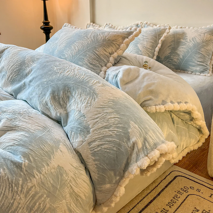 Luxurious winter bedding set made of milk fiber fleece