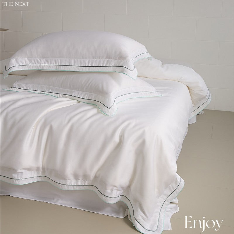 Luxurious bedding set made of long-staple cotton