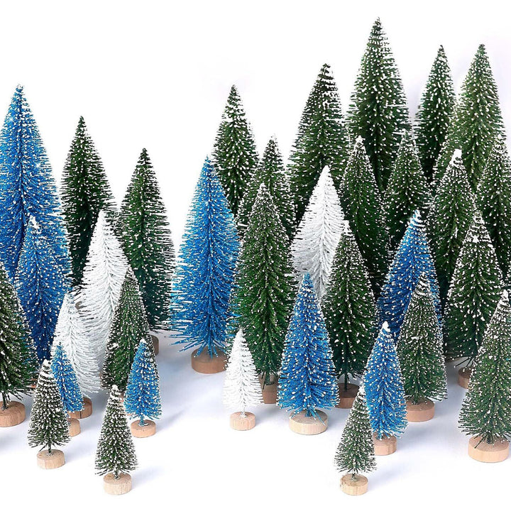 Mini Christmas tree made of sisal for decoration