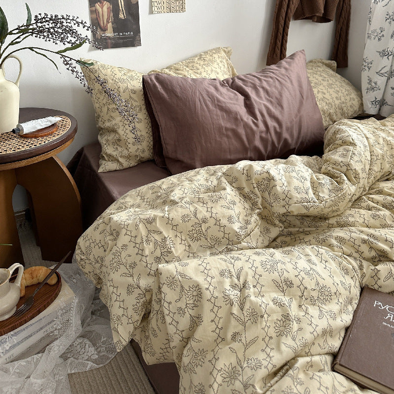 Cotton bedding set, vintage design