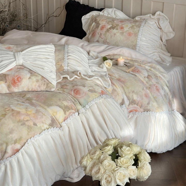 Bed linen set made of milk fiber fleece, embroidered, French style