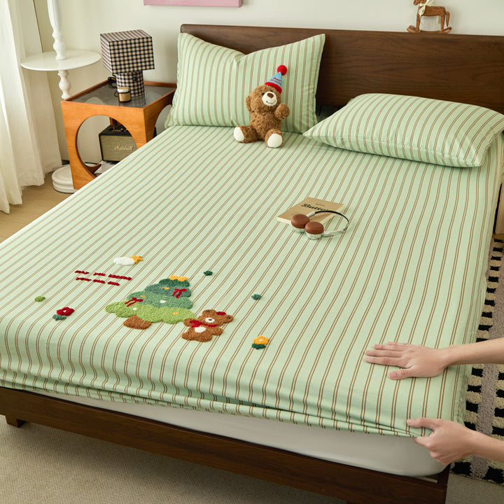 Cotton fitted sheet set with cartoon designs