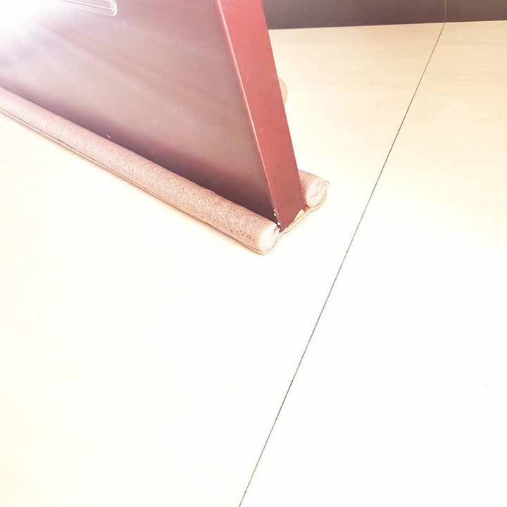 Door bottom seal made of foam, 93-95 cm