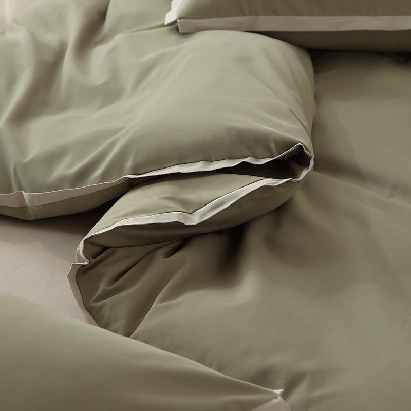 Long-staple cotton bedding with flange finish