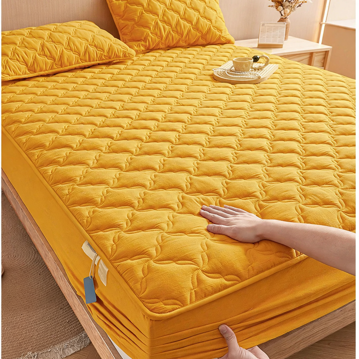 Quilted cotton fitted sheet, breathable