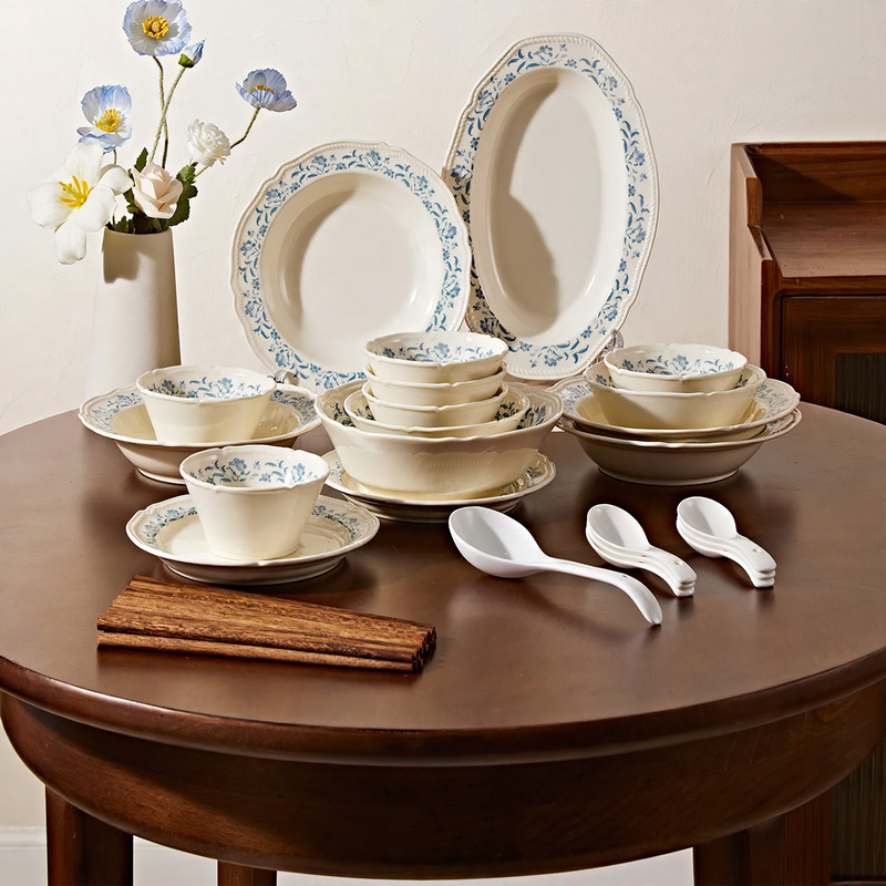 Ceramic dish set, floral pattern, Japanese style