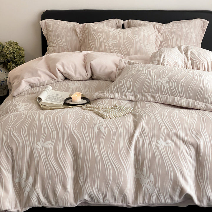 Milk fiber bedding with relief pattern, 3–4 pieces