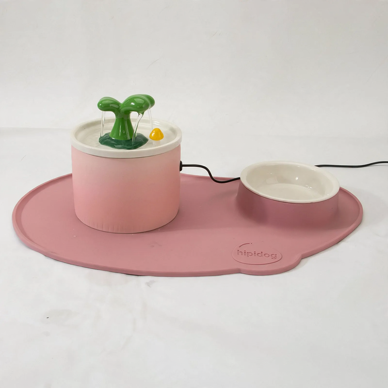 Electric ceramic drinking fountain with filtration and water circulation