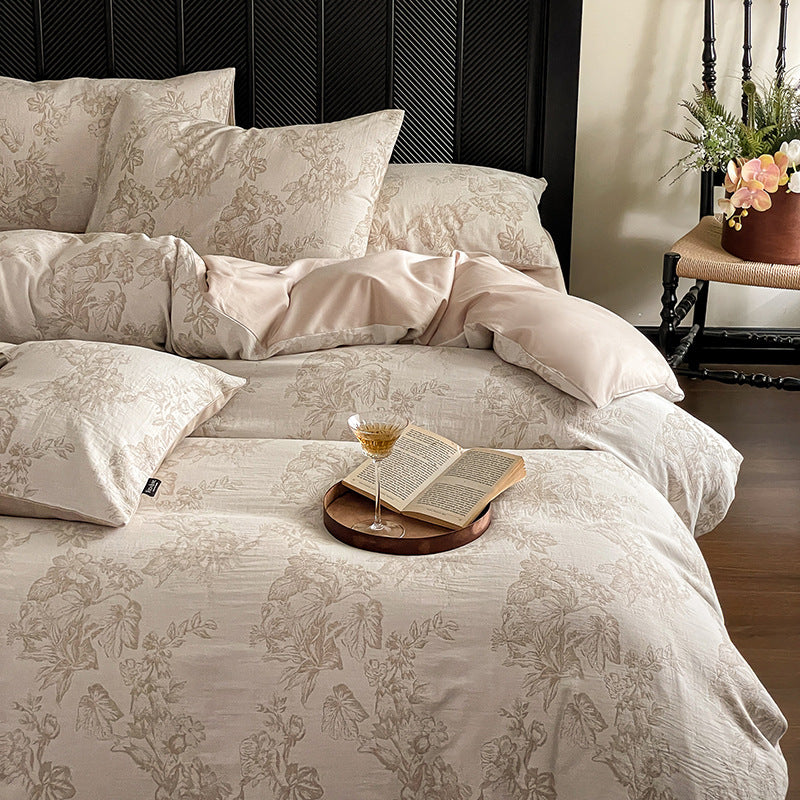 Cotton bedding set with jacquard weave
