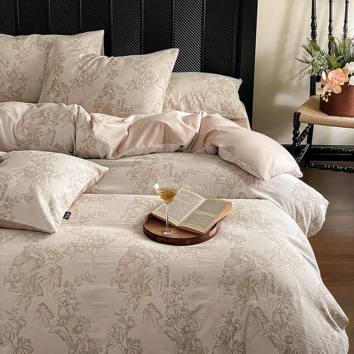 Cotton bedding set with jacquard weave