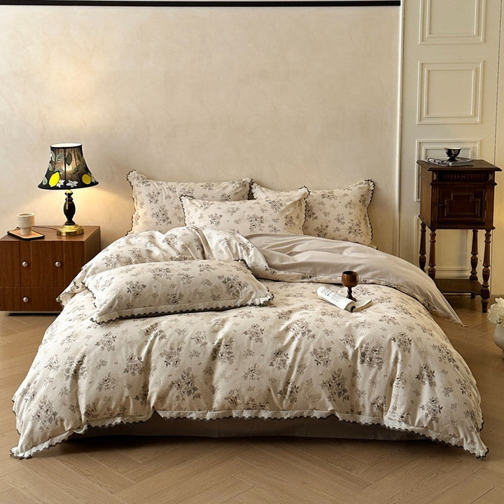 Cotton bedding set, brushed, vintage style, with lace trim