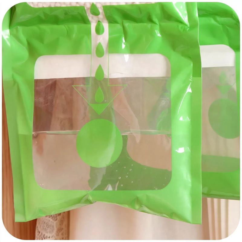 Hanging dehumidifying bag for the household