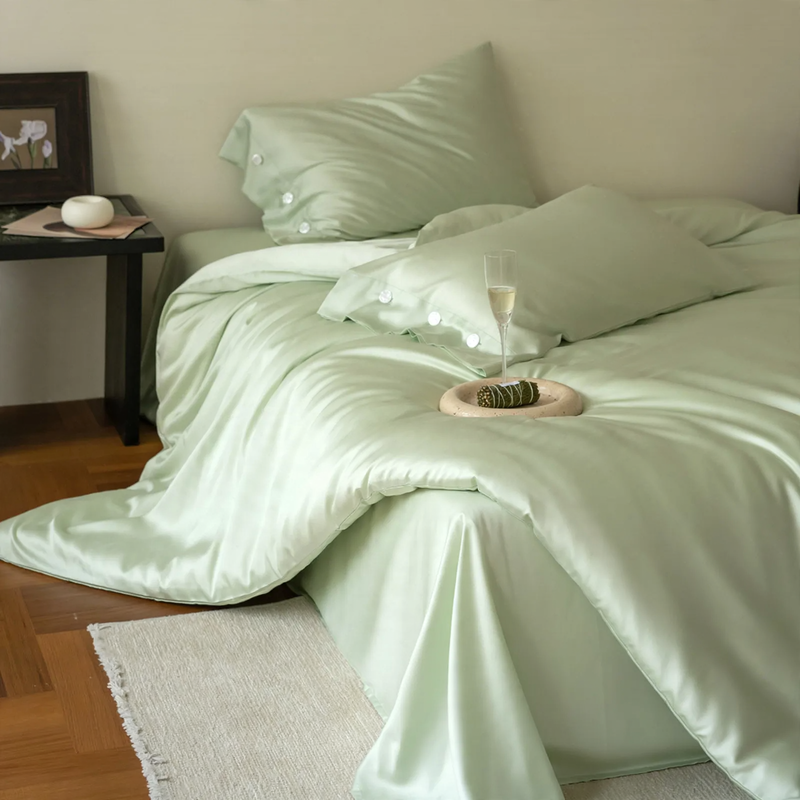 Summer bedding set made of Lyocell fiber, 3- to 4-piece
