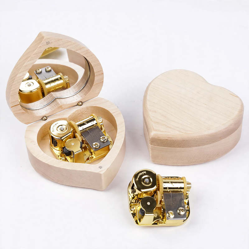 Wooden music box in heart shape with mirror