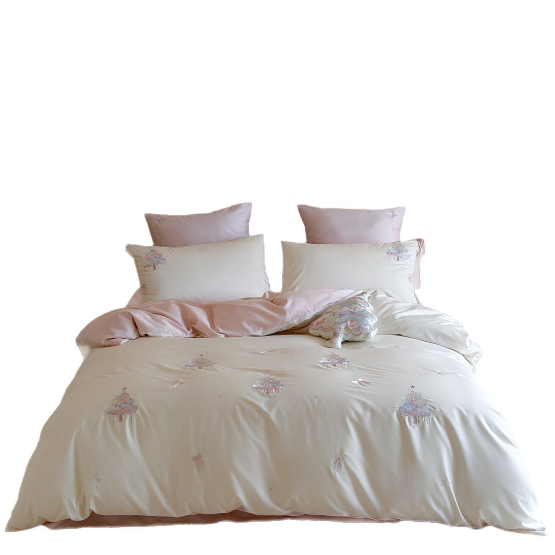 Embroidered long-staple cotton bedding with floral pattern