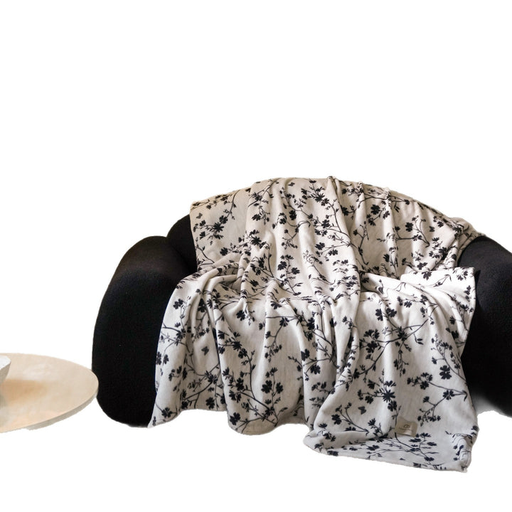 Nordic wool blanket made from milk fiber