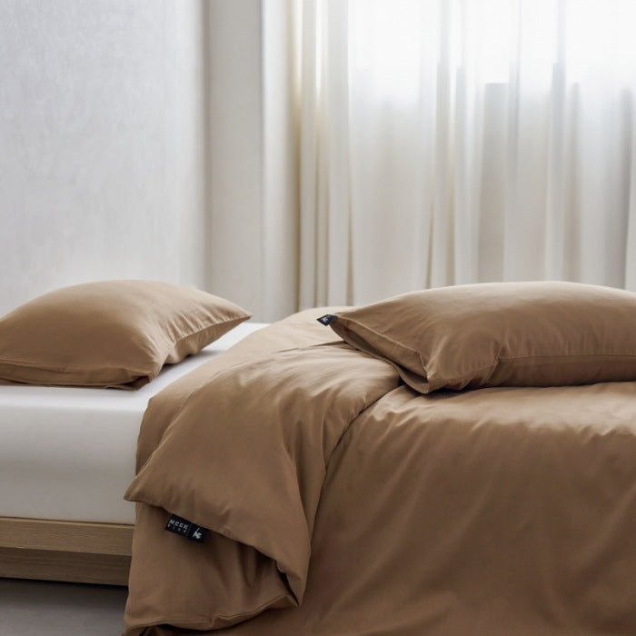 Duvet cover made of long-staple cotton, solid color